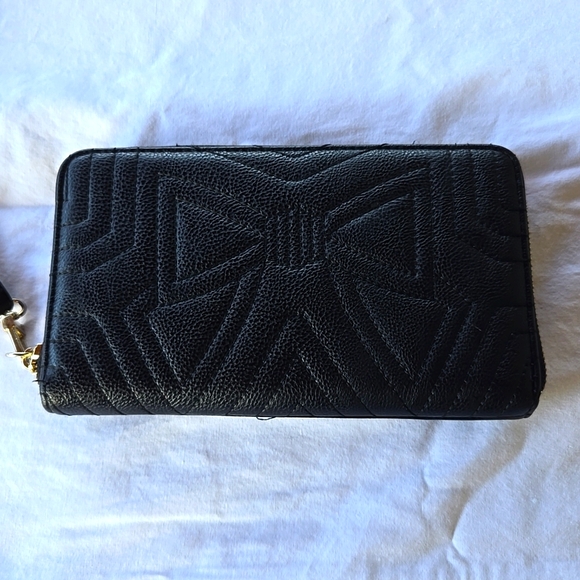 Betsey Johnson Wristlet - Picture 4 of 13